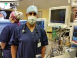 Agent d'entretien il y a 30 ans, Karim Ounas est devenu médecin anesthésiste