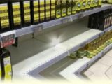 Huile, oeufs, farine: pourquoi les rayons des supermarchés se vident