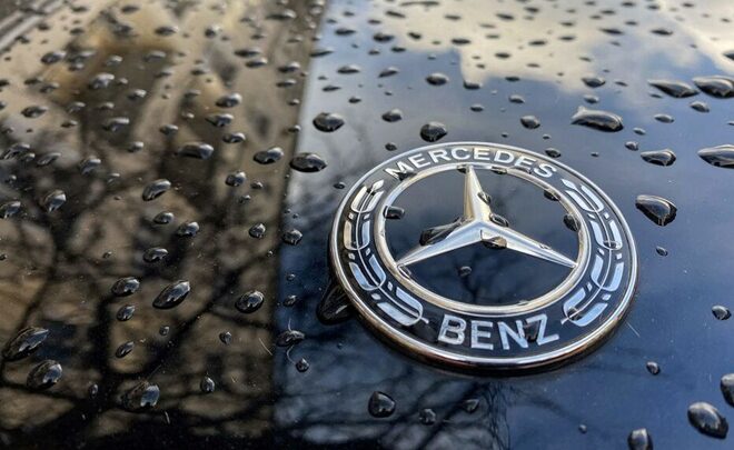 Mercedes rappelle près d’un million de voitures dans le monde
