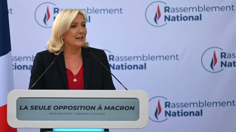 Marine Le Pen élue par acclamation présidente du groupe RN de l’Assemblée
