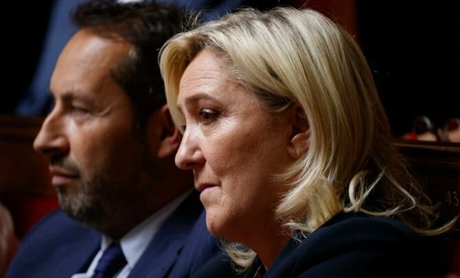 Le Pen dit «100 fois oui» à Darmanin sur l’expulsion des étrangers ayant commis des actes graves