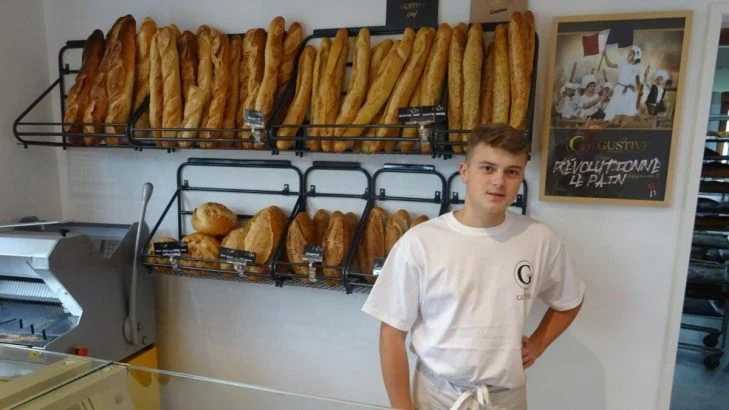  Un jeune entrepreneur de 19 ans rachète la boulangerie de son village et emploie ses parents