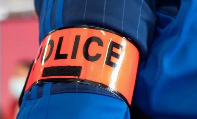 Une mamie de 79 ans poignarde un agresseur pour sauver son mari