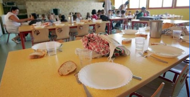 “Il n’y avait que du pain”: des enfants privés de repas à la cantine à cause de stocks insuffisants Certains élèves n’ont notamment pas pu bénéficier de leur repas habituel lo