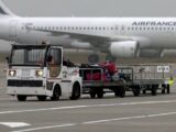 Grève des contrôleurs : Air France annule plus de la moitié de ses courts et moyens courriers vendredi