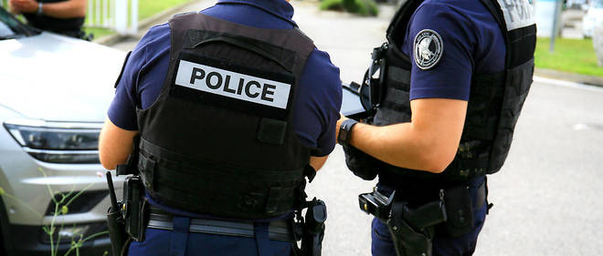 Toulouse : Il montre ses fesses aux policiers… et son pantalon l’empêche de s’enfuir