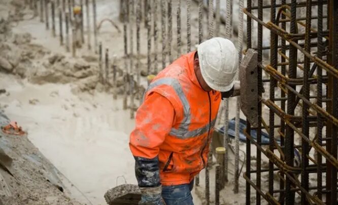 Ille-et-Vilaine : Un ouvrier de 28 ans meurt écrasé sur un chantier