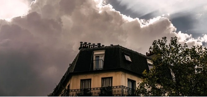 À Paris, une propriétaire condamnée à restituer des années de loyer à son locataire