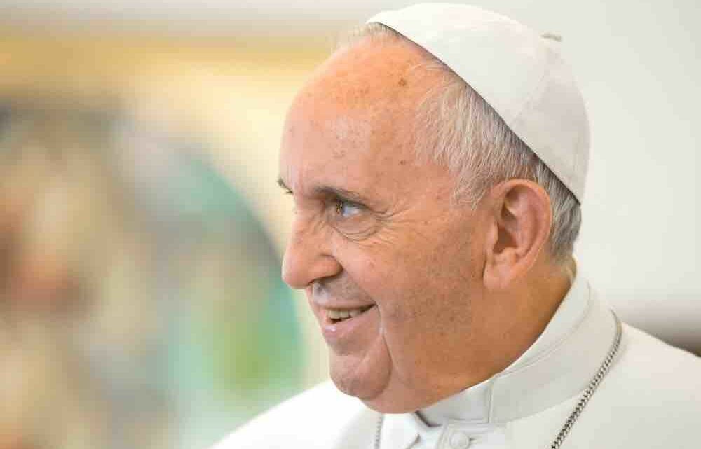 Le pape a dit qu’il vaut mieux vivre en athée que d’aller à l’église et détester les autres