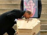 VIDÉO | Des centaines de personnes aux obsèques d’Agnès Lassalle