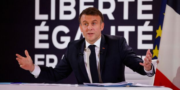 Réforme du congé parental : Emmanuel Macron annonce un nouveau «congé de naissance» de 6 mois