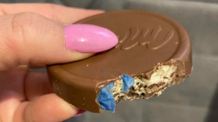 Auchan, Leclerc, Action… Des biscuits Milka Oreo rappelés pour présence de plastique