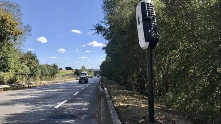 Ce nouveau radar qui arrive en France vous flashera même si vous respectez les limitations de vitesse !