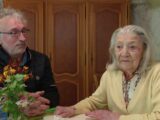 À 104 ans, elle savoure une vie simple dans une maison troglodyte de la Vienne
