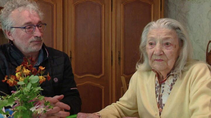 À 104 ans, elle savoure une vie simple dans une maison troglodyte de la Vienne