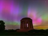 Des aurores boréales spectaculaires illuminent le ciel de France