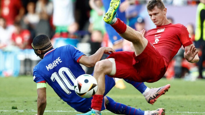 La France termine deuxième de son groupe après son match nul contre la Pologne