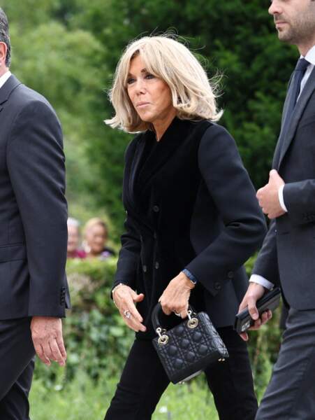 Brigitte macron Arrivées aux obsèques Françoise Hardy 